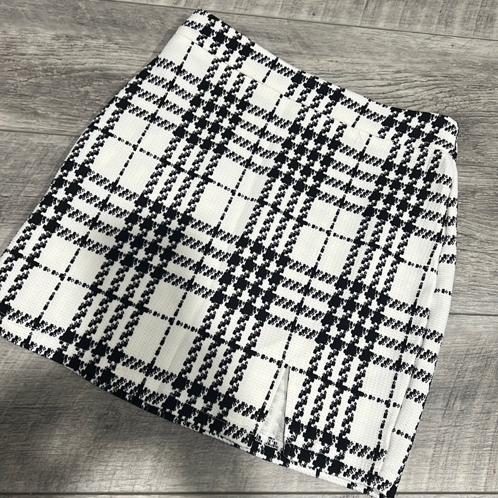 Black & White Plaid Skirt